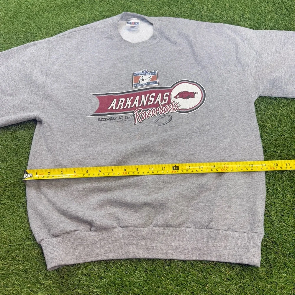 Jerzees Gray Crewneck Sweater Classic‎ Design